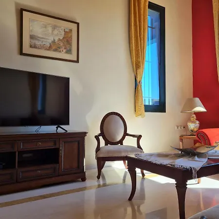Casa Spannika Pool And Gym Holiday home