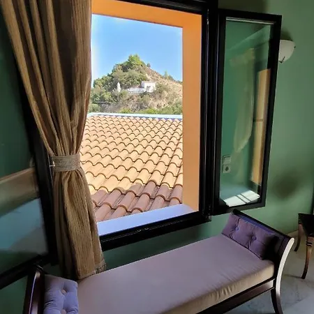 Casa Spannika Pool And Gym Holiday home *
